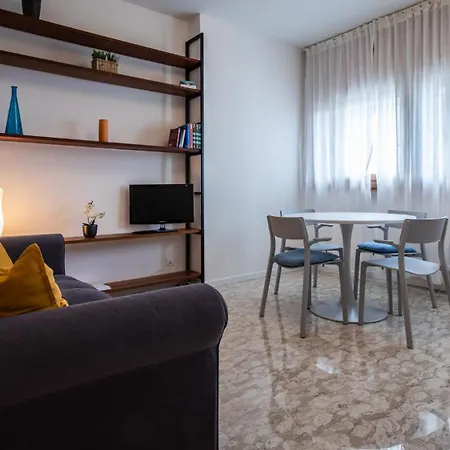 Ermes Di Colloredo 34 A Lägenhet *